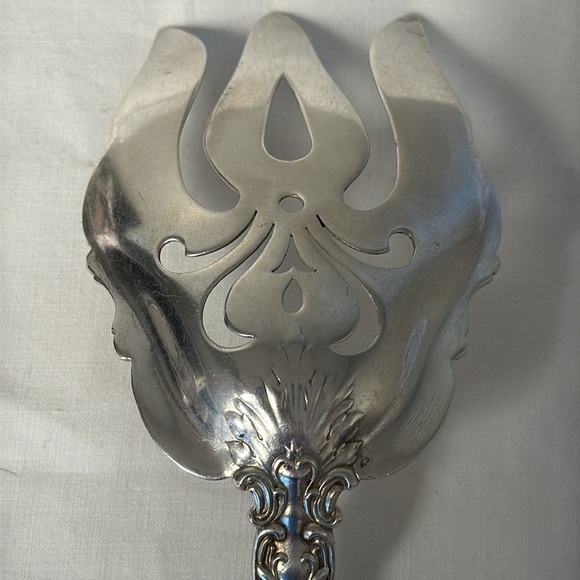 Vintage Silverplate Ornate Serving Fork 10.25" - Picture 6 of 7